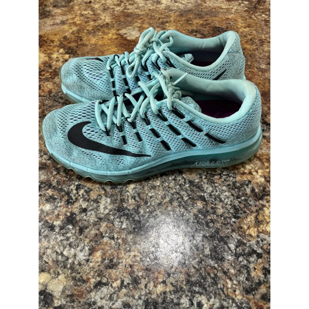 Nike Air Max 2016 Women’s